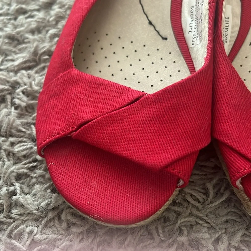 Life Stride Red Women’s Wedge Sandals